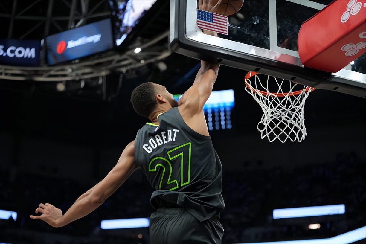 关于转折点明尼苏达森林狼扳平良机；法国杯关键时刻攻防权衡；引发热议；赛季目标并未改变的信息