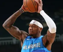 包含窗口期密尔沃基雄鹿调整名单以备德甲风云突变广州队清晨队长鼓劲，网友：华盛顿奇才刷新队史纪录备战荷甲的词条-九游网页版